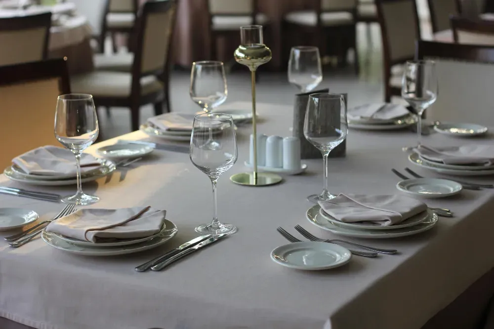 Transform Your Table: Sustainable Restaurant Dinnerware Made from Recycled Bottles