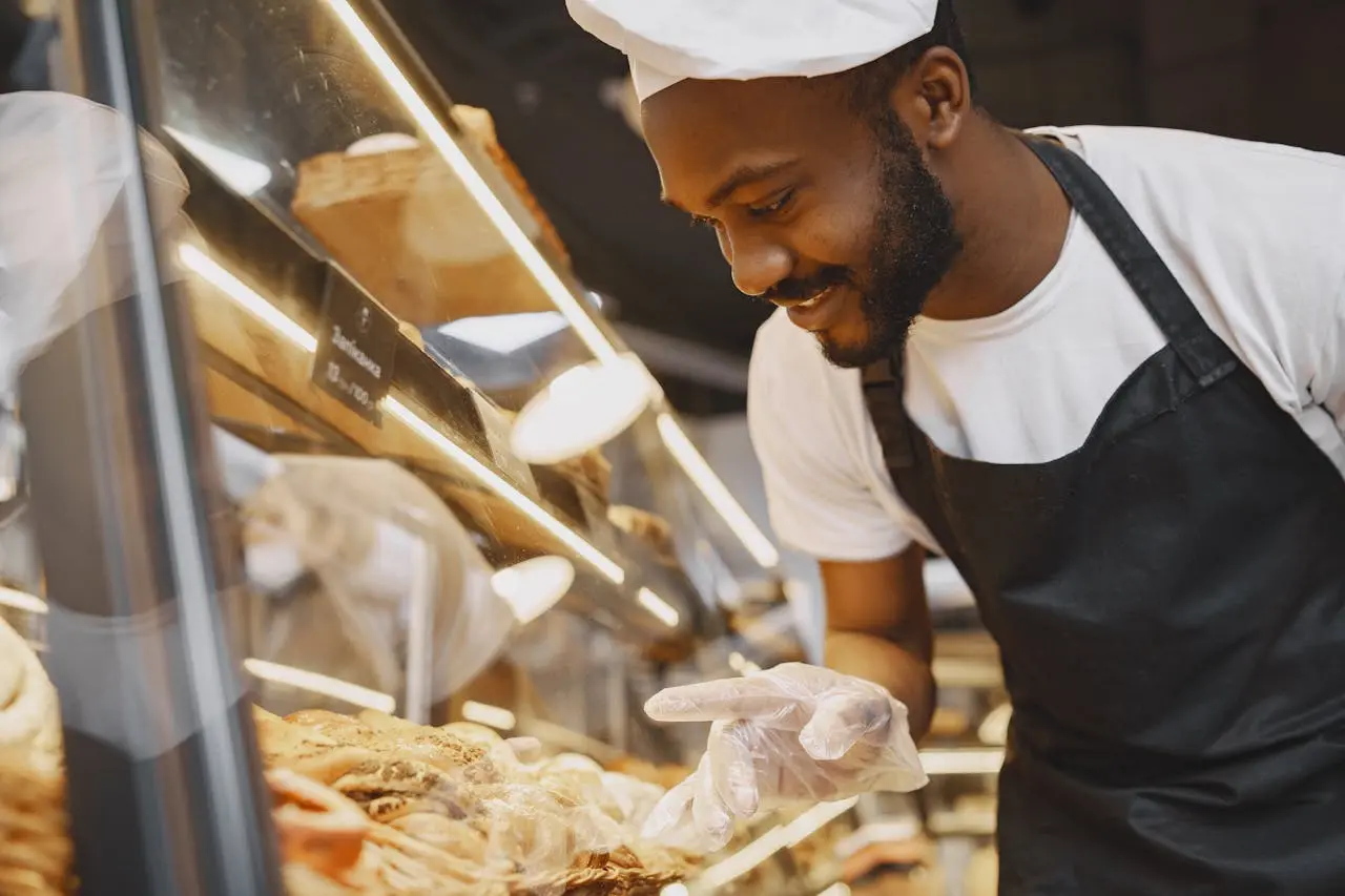 How to Choose the Right Food Display Case for Your Business